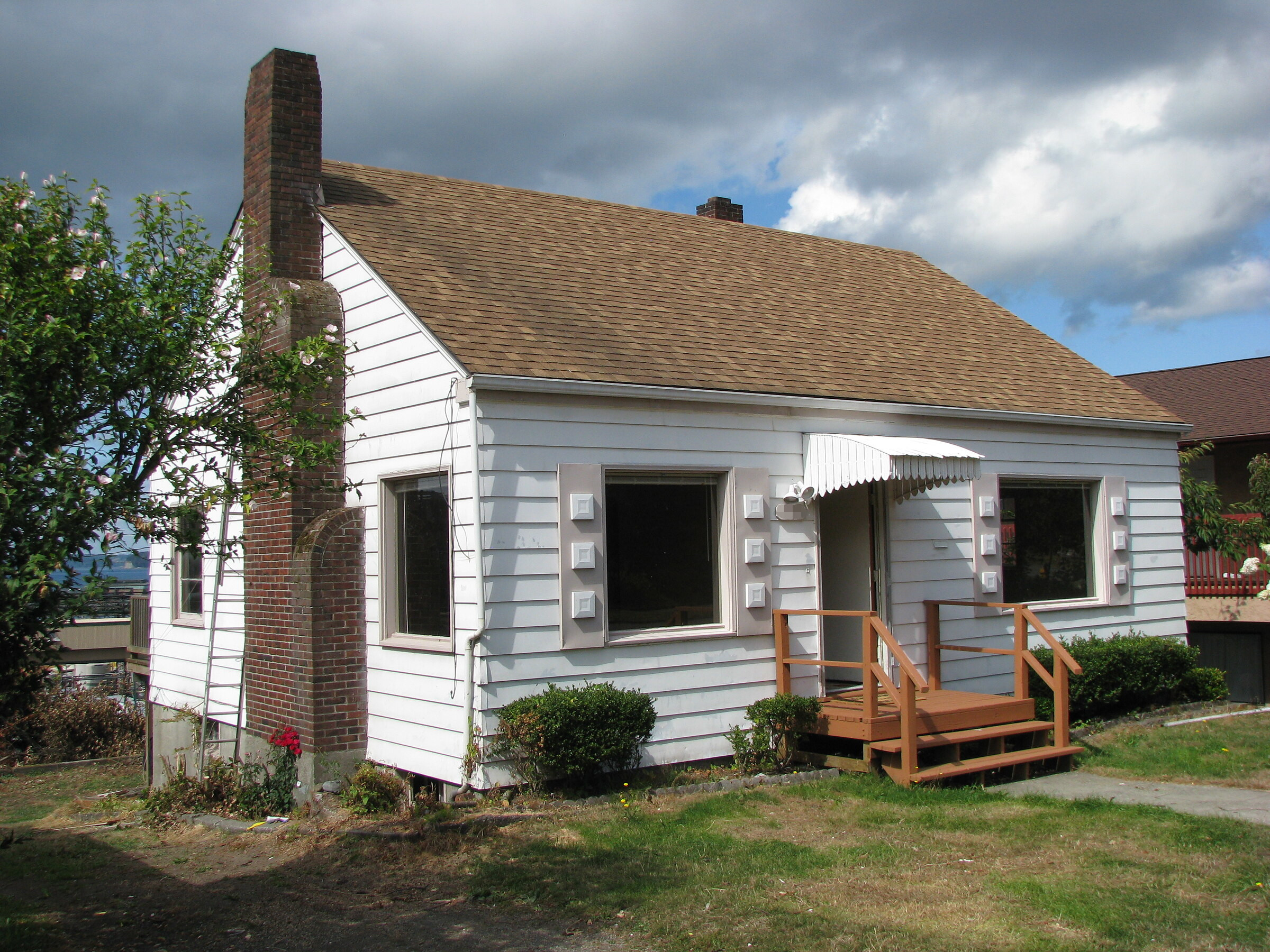 Front view of the home from the street